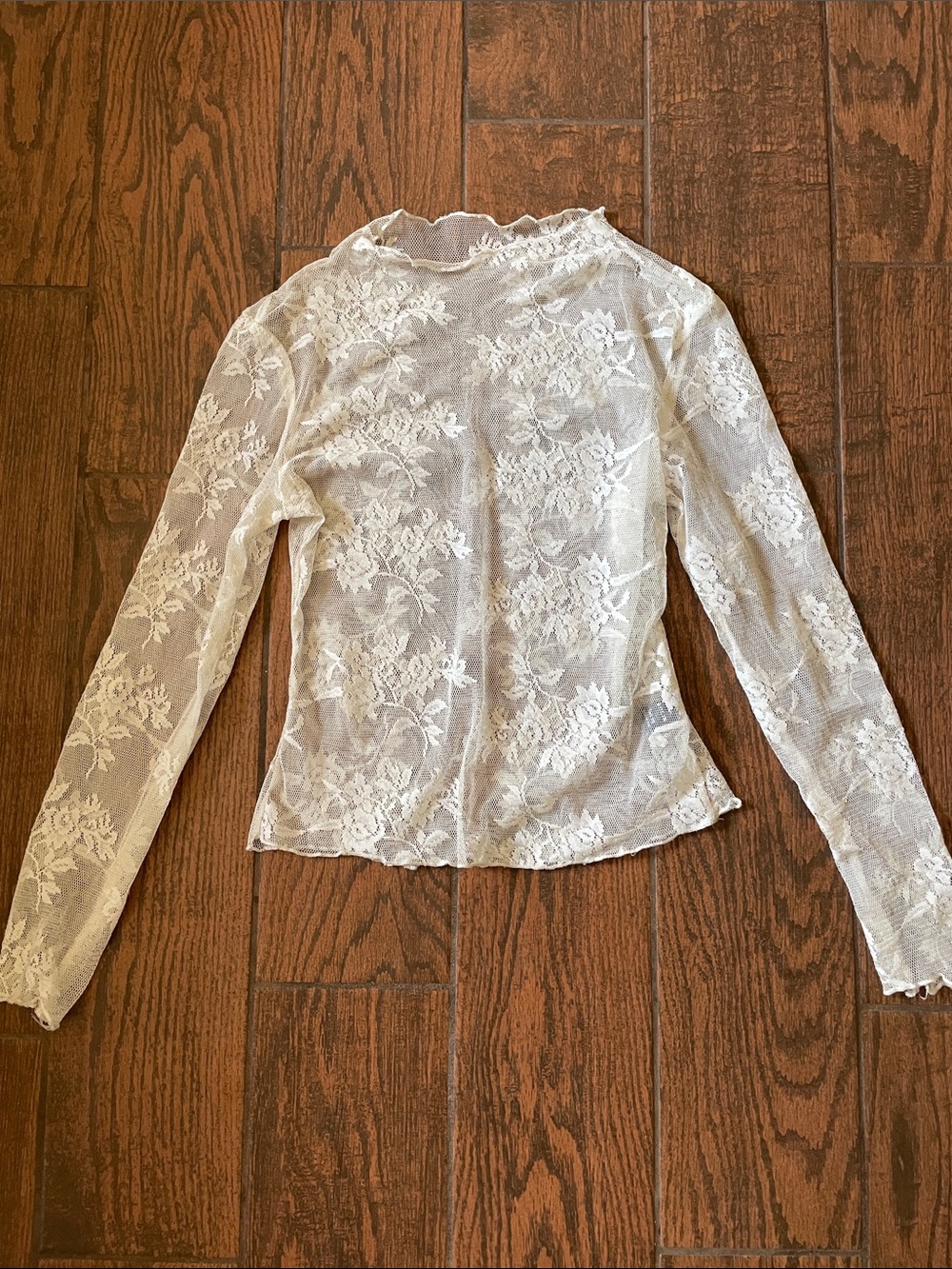 Sheer Floral Lace Long-Sleeve Top - Ivory